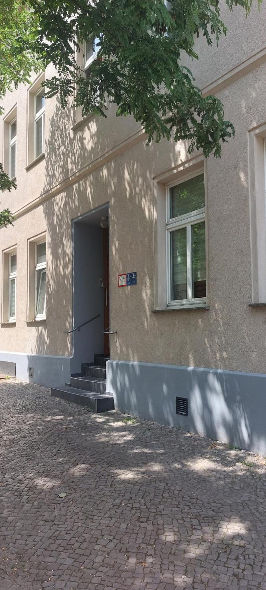 Ferienwohnung Am Bahnhof Bernburg Buitenkant foto